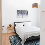 Modernes 3-zimmer-apartment - Naehe Krankenhaus, Altstadt, Bahnhof - Parken 아파트 암베르그