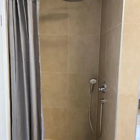 Modern Living Apartment - Naehe Krankenhaus, Altstadt, Bahnhof - 3-Zimmer