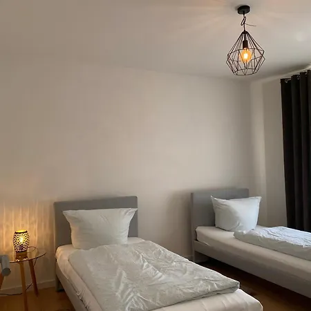 Modern Living Apartment - Naehe Krankenhaus, Altstadt, Bahnhof - 3-Zimmer *