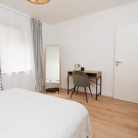 Modernes 3-Zimmer-Apartment - Naehe Krankenhaus, Altstadt, Bahnhof - Parken Amberg