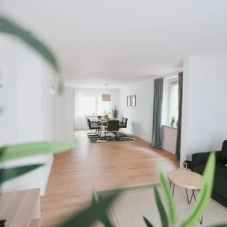 شقة Modernes 3-zimmer-apartment - Naehe Krankenhaus, Altstadt, Bahnhof - Parken آمبرغ
